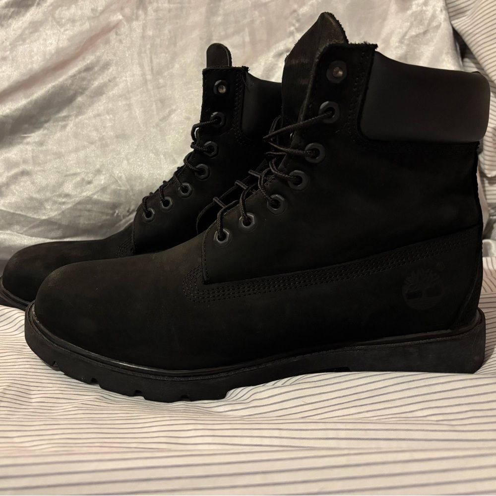 Timberland Men's Black Nubuck Boots